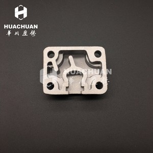 Aluminum alloy parts die-casting compressor cylinder head 2